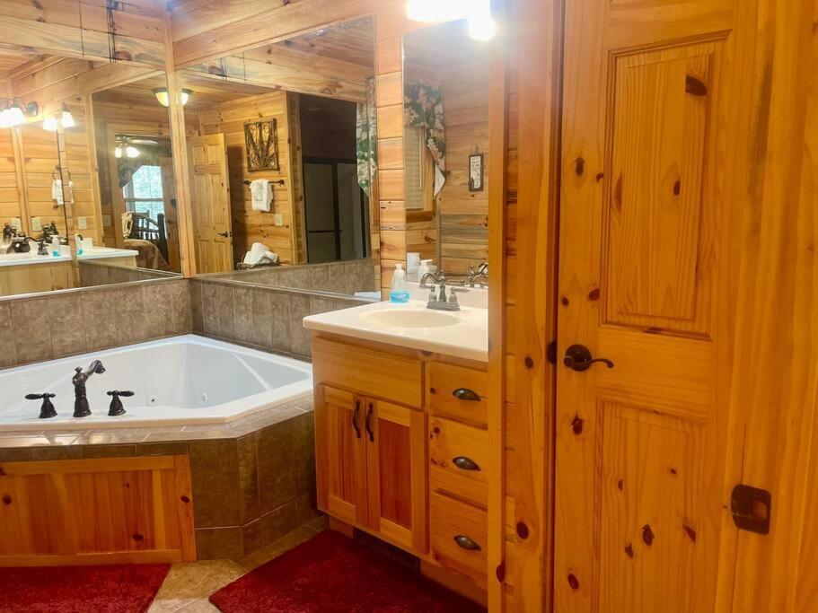 Cabin 2 Bed Close To Helen Hot Tub #15 Ngoại thất bức ảnh